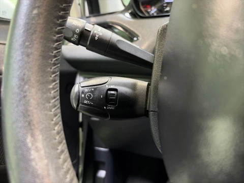 Peugeot 208 PureTech 82 SANDS Active 60 kW (82 CV)