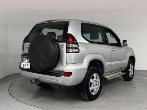 Toyota Land Cruiser 3.0 D-4D GX
