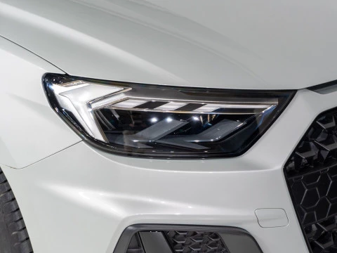 Audi A1 Sportback Adrenal Black 30TFSI 85kW S tr