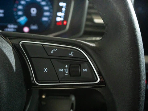 Audi A1 Sportback Adrenal Black 30TFSI 85kW S tr