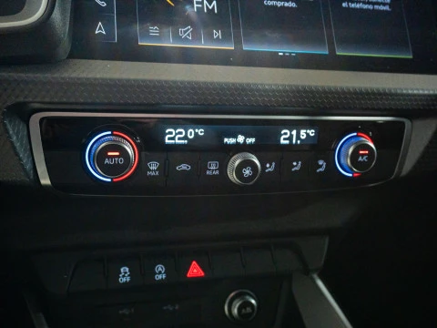 Audi A1 Sportback Adrenal Black 30TFSI 85kW S tr