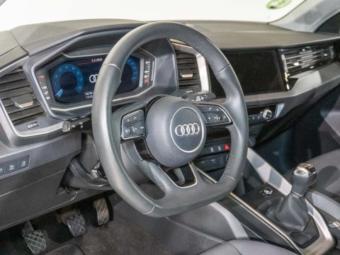 Audi A1 Sportback Adrenal Black 30TFSI 85kW S tr