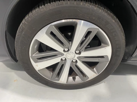 Peugeot 3008 Allure 1.2 PureTech 130 SS