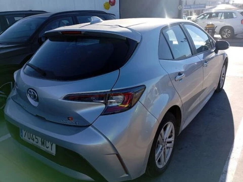 Toyota Corolla 1.8 125H ACTIVE TECH E-CVT