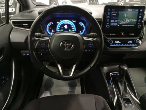 Toyota Corolla 1.8 125H ACTIVE TECH E-CVT