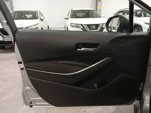 Toyota Corolla 1.8 125H ACTIVE TECH E-CVT