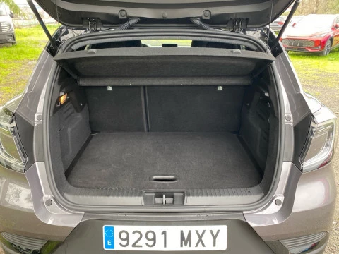 Renault Captur techno Eco-G 100cv (74 kW)