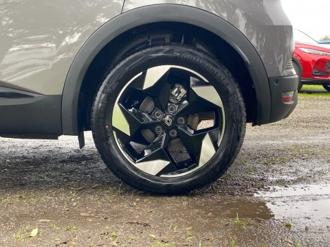 Renault Captur techno Eco-G 100cv (74 kW)