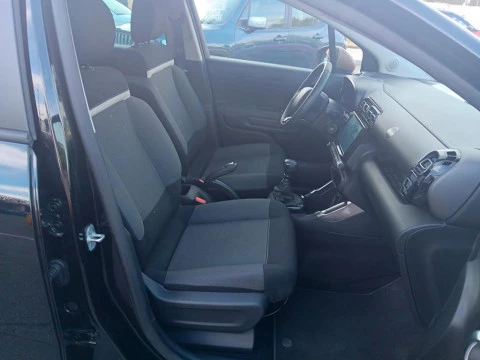 Citroën C3 Aircross 1.2 PURETECH 81KW S&S C-SERIES 5P Citroën C3 Aircross 1.2 PURETECH 81KW S&S C-SERIES 5P