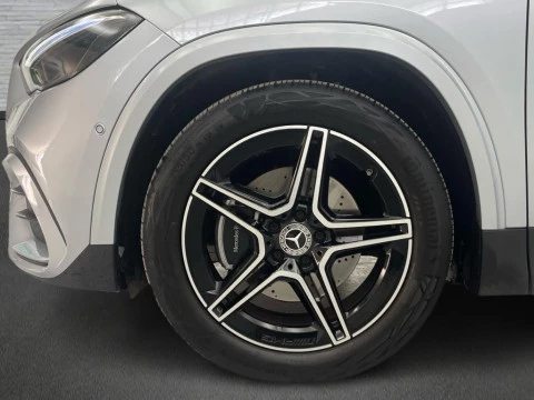 Mercedes-Benz GLA 200 D