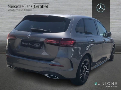 Mercedes-Benz Clase B  180