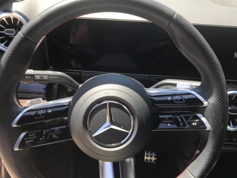 Mercedes-Benz Clase B  180