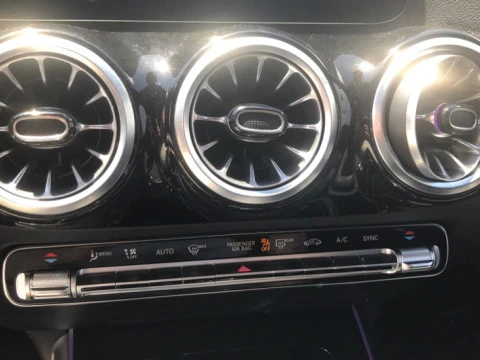 Mercedes-Benz Clase B  180