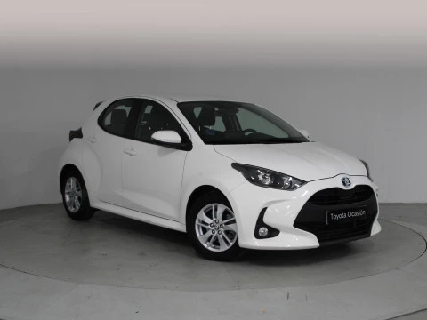Toyota Yaris 1.5 120H Business Plus