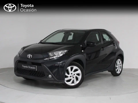Toyota Aygo X Cross 1.0 VVT-I 72CV Play Toyota Aygo X Cross 1.0 VVT-I 72CV Play