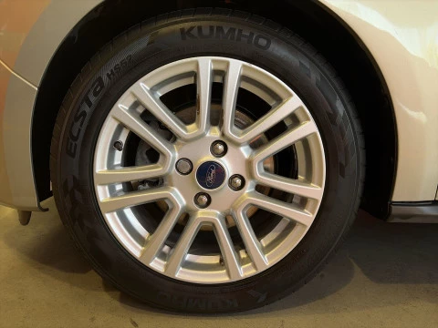 Ford Tourneo Courier 1.0 EcoBoost Titanium 74 kW (100 CV)