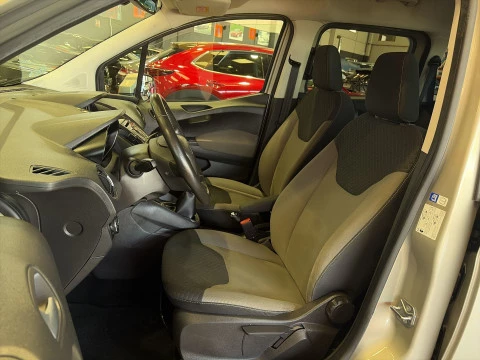 Ford Tourneo Courier 1.0 EcoBoost Titanium 74 kW (100 CV)