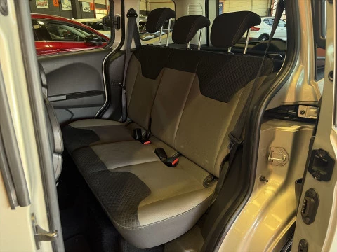 Ford Tourneo Courier 1.0 EcoBoost Titanium 74 kW (100 CV)