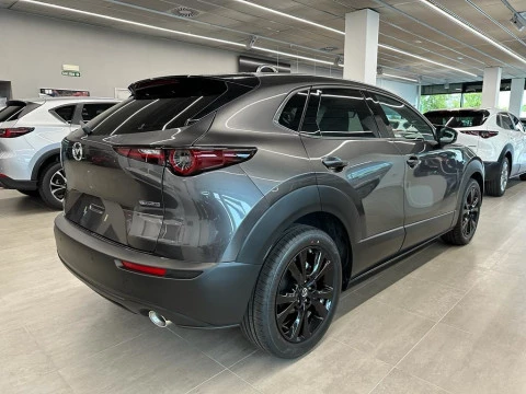 Mazda CX-30  2025  2.5L E-SKYACTIV G MHEV 103KW (140CV) 6AT FWD  HOMURA