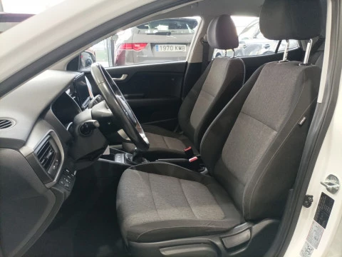 Kia Stonic 1.0 T-GDi 74kW (100CV) MHEV iMT Concept