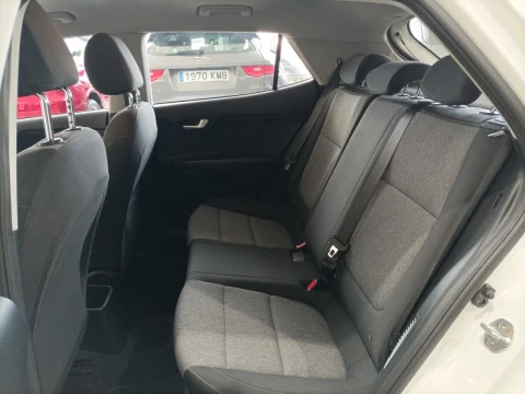 Kia Stonic 1.0 T-GDi 74kW (100CV) MHEV iMT Concept