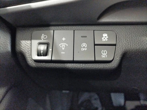 Kia Stonic 1.0 T-GDi 74kW (100CV) MHEV iMT Concept