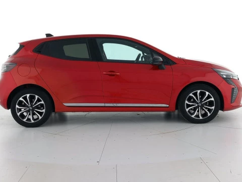 Renault Clio Techno TCe 90 (67kw)