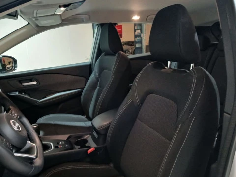 Nissan Qashqai  1.3 DIG-T mHEV 12V Acenta 4x2 103kW