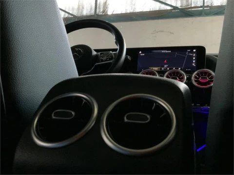 Mercedes-Benz GLA 200 D 