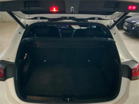 Mercedes-Benz GLA 200 D 