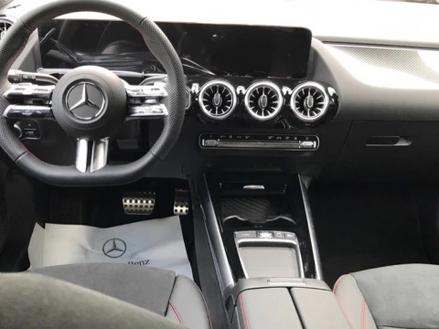 Mercedes-Benz GLA  250 e con tecnología híbrida EQ
