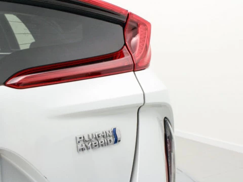 Toyota Prius PG Prius Plug In - MY21