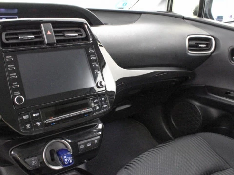 Toyota Prius PG Prius Plug In - MY21