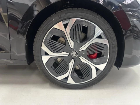 Skoda Octavia 2.0 TSI 195KW RS DSG 265 5P