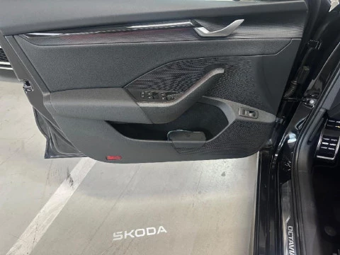 Skoda Octavia 2.0 TSI 195KW RS DSG 265 5P