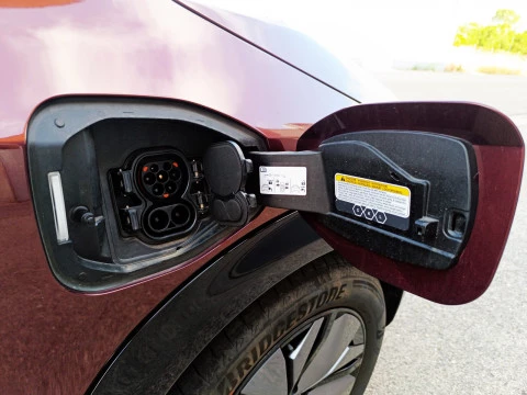 Nissan Ariya  ADVANCE 87KWH 242CV - CARGADOR 22KWH