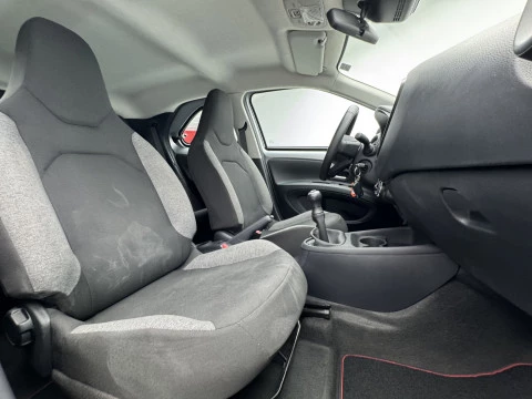 Toyota Aygo X Cross 1.0 VVT-I 72CV Play