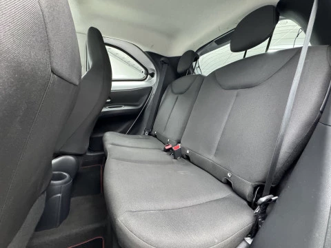 Toyota Aygo X Cross 1.0 VVT-I 72CV Play