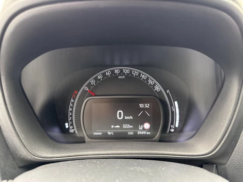 Toyota Aygo X Cross 1.0 VVT-I 72CV Play