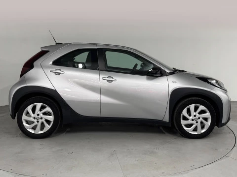 Toyota Aygo X Cross 1.0 VVT-I 72CV Play