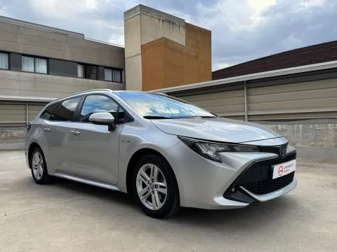 Toyota Corolla TOURER BUSINESS PLUS 1.8 HYBRID E-CVT 122CV 5P Toyota Corolla TOURER BUSINESS PLUS 1.8 HYBRID E-CVT 122CV 5P