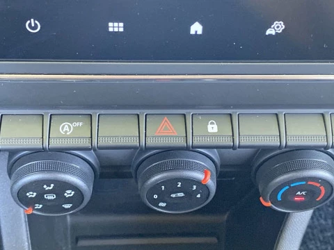 Renault Clio Business SCe 49 kW (67CV)