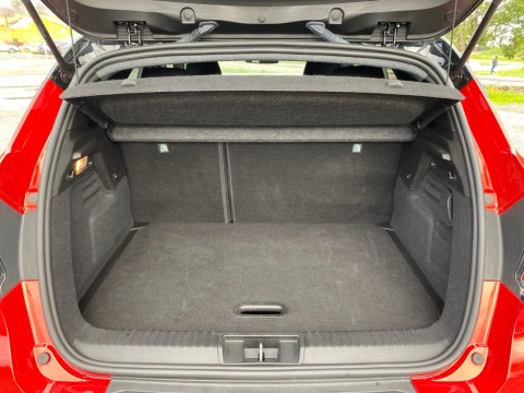 Renault Captur techno Eco-G 100cv (74 kW)