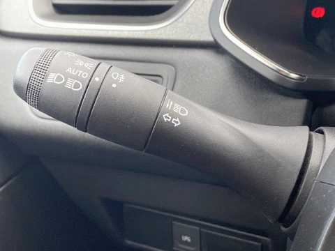 Renault Captur techno Eco-G 100cv (74 kW)