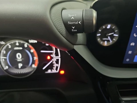 Lexus ES 2.5 300h Luxury