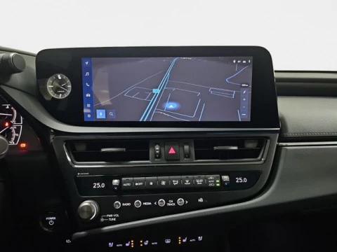 Lexus ES 2.5 300h Luxury