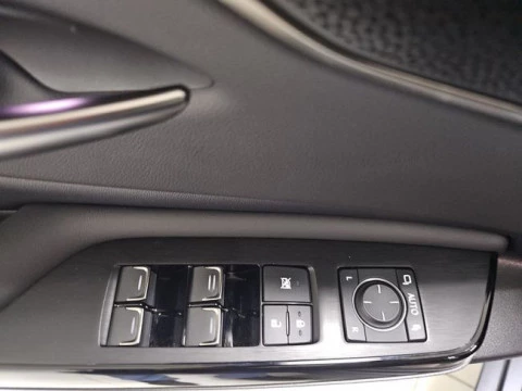 Lexus ES 2.5 300h Luxury