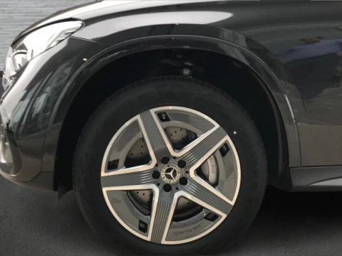Mercedes-Benz GLC  300 de 4MATIC con tecnología híbrida