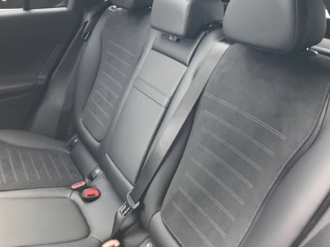 Mercedes-Benz GLC  300 de 4MATIC con tecnología híbrida