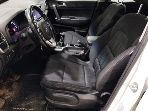 Kia Sportage 1.6 MHEV Business 100kW (136CV) 4x4